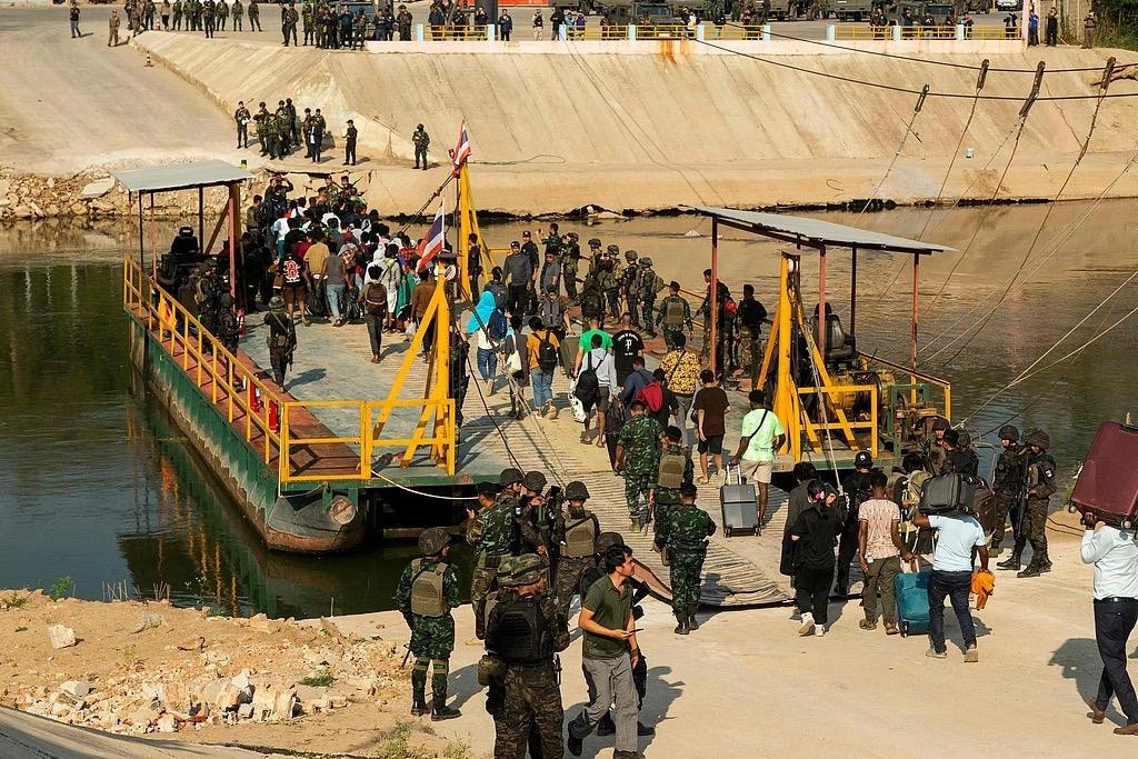 A Taiwanese tour group of 8 people fell for a "free trip to Thailand" scam and were sold to a park in Myanmar; 3 who were not adept with electronic devices were released, while the whereabouts of the remaining 5 are unknown.