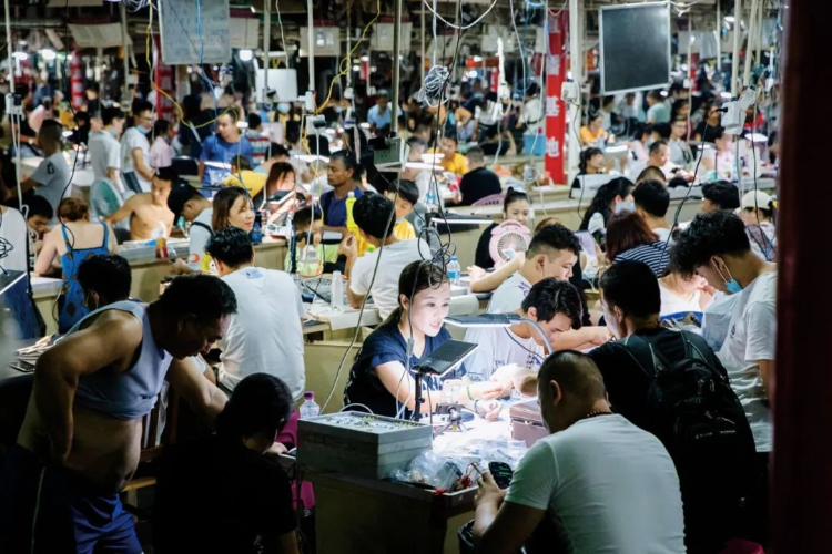 "Gambling stone" scam discovered at China-Vietnam border, cross-border live-streaming fraud gang busted