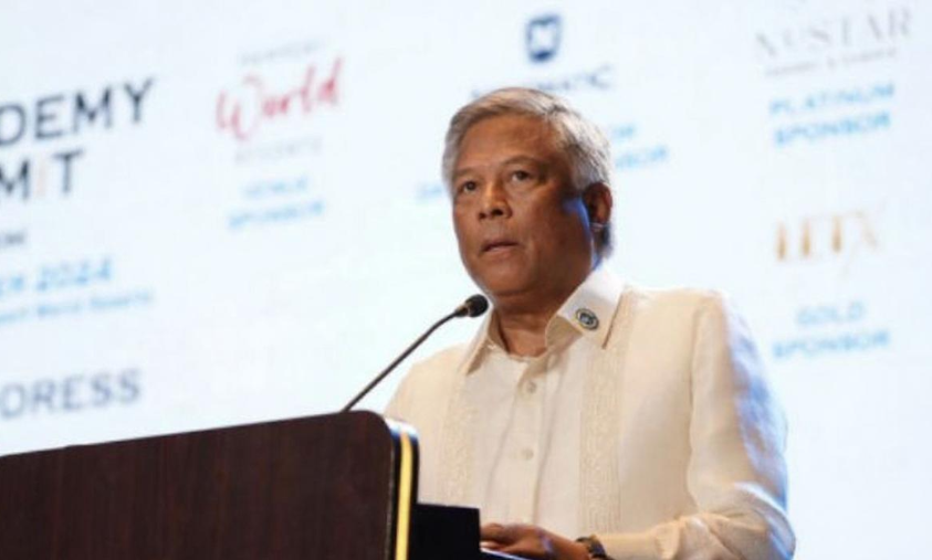 菲律宾博彩业调整：POGO禁令与游客减少的影响