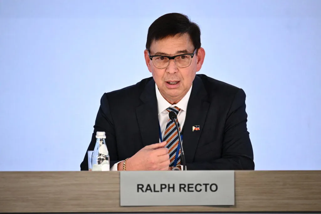 The Philippines plans to introduce a comprehensive tax amnesty, with unpaid taxes possibly being waived, which is generally welcomed by the Chinese business community.