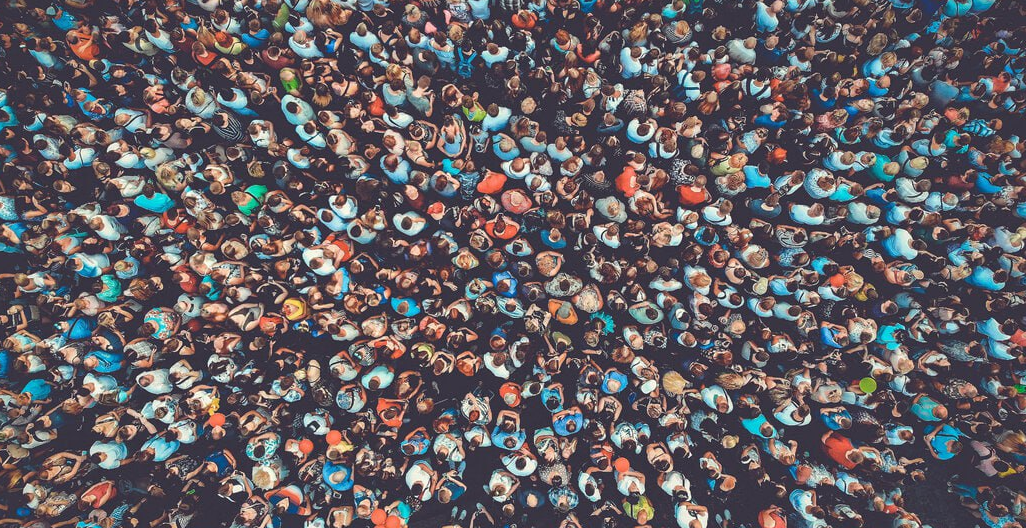 How to Build a Successful Gambling Player Community in 2025: Chapter Three, Identifying the Audience and Clarifying Needs