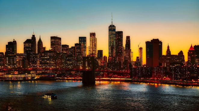 New York's online sports betting revenue fell by 5.3% in September, despite an increase in betting volume to $2.29 billion.