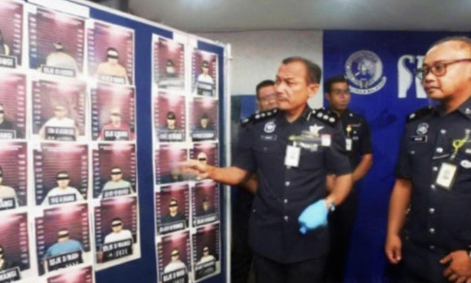 Malaysian police dismantle Kuala Lumpur transnational fraud group, arresting 24 suspects.