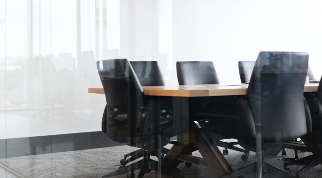 Evoke announces senior personnel changes: Mark Summerfield replaces Lord Mendelsohn as chairman of the board.