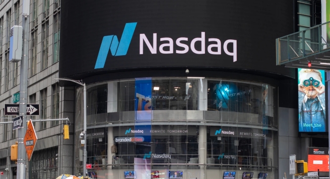 Light & Wonder Confirms NASDAQ Delisting in November
