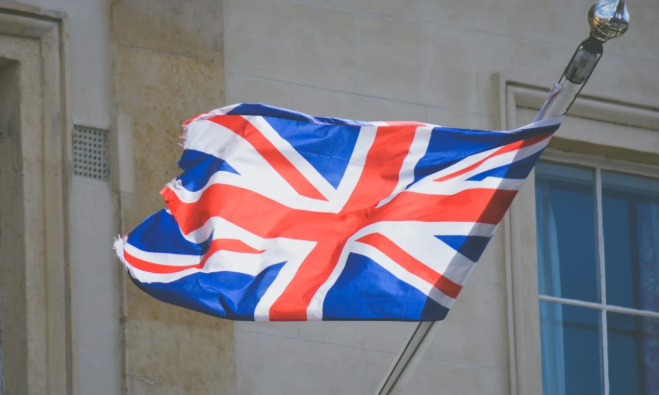 The UK Gambling Commission is implementing new online deposit limits in stages, effective from the end of October.