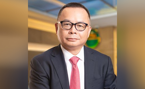 The arrest of Filipino-Chinese mining tycoon Joseph Sy sparks controversy: the political maneuvering behind the identity dispute.